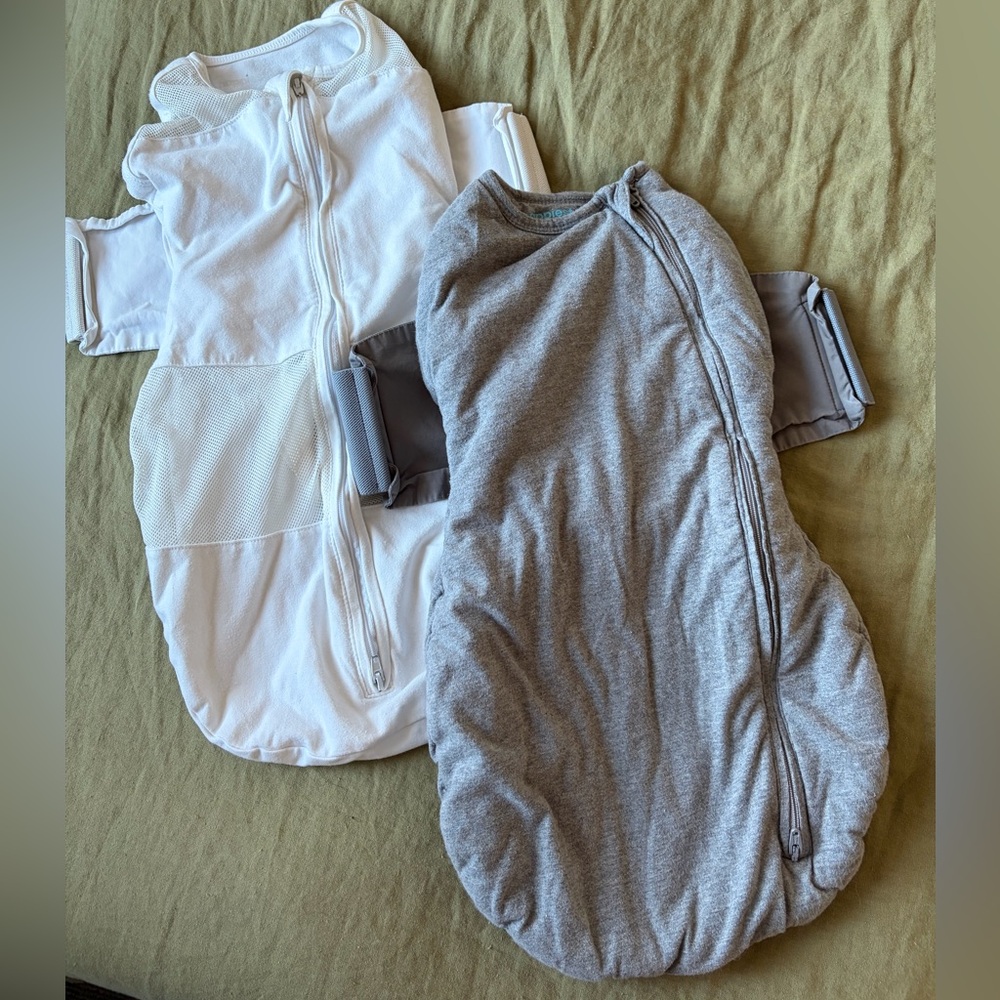 Bundle of 2 Size Small Happiest Baby Snoo Sleep Sacks